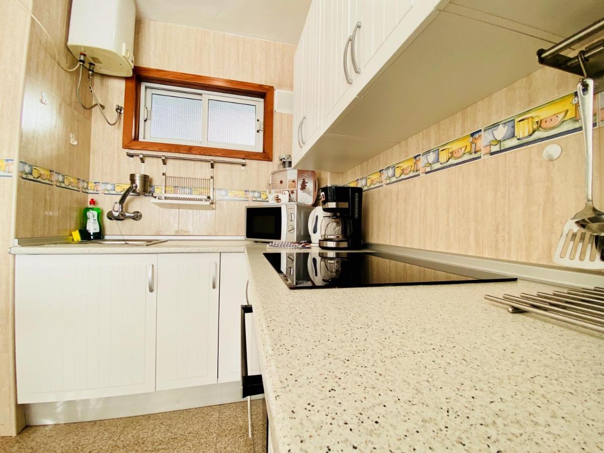 Orange And White Apartment In Yumbo San Bartolomé Exterior photo